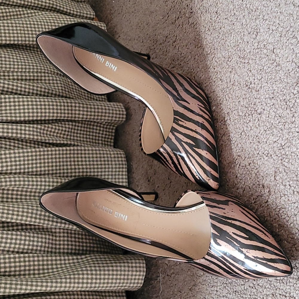 Gianni Bini animal print patent pumps